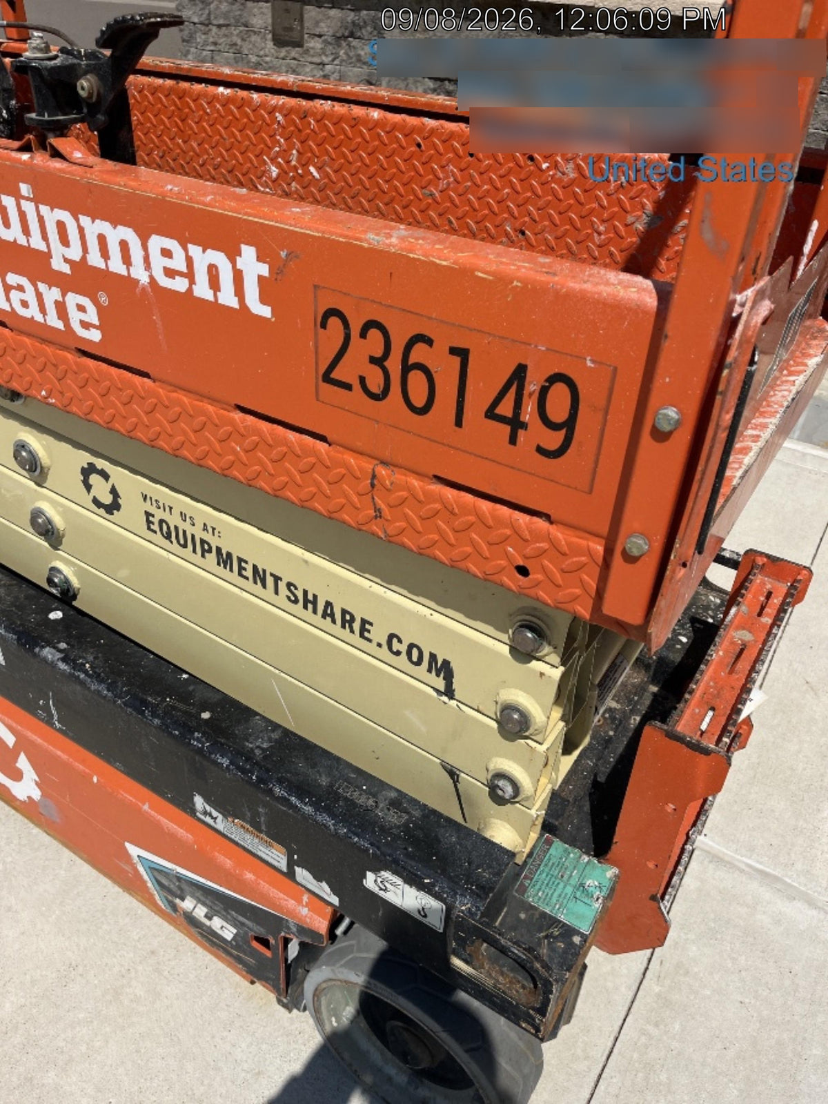 2022 JLG ES1932