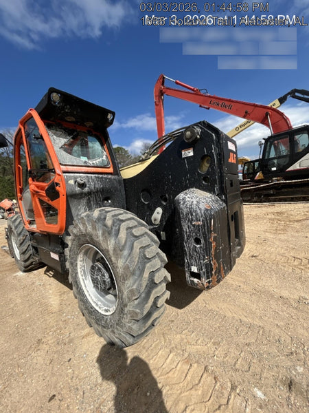 2021 JLG 1732