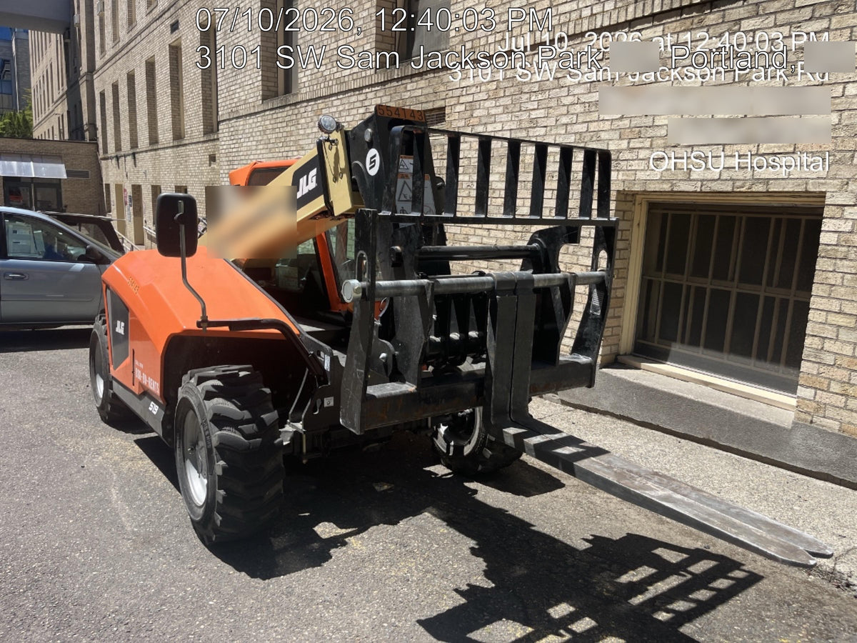 2025 JLG 519