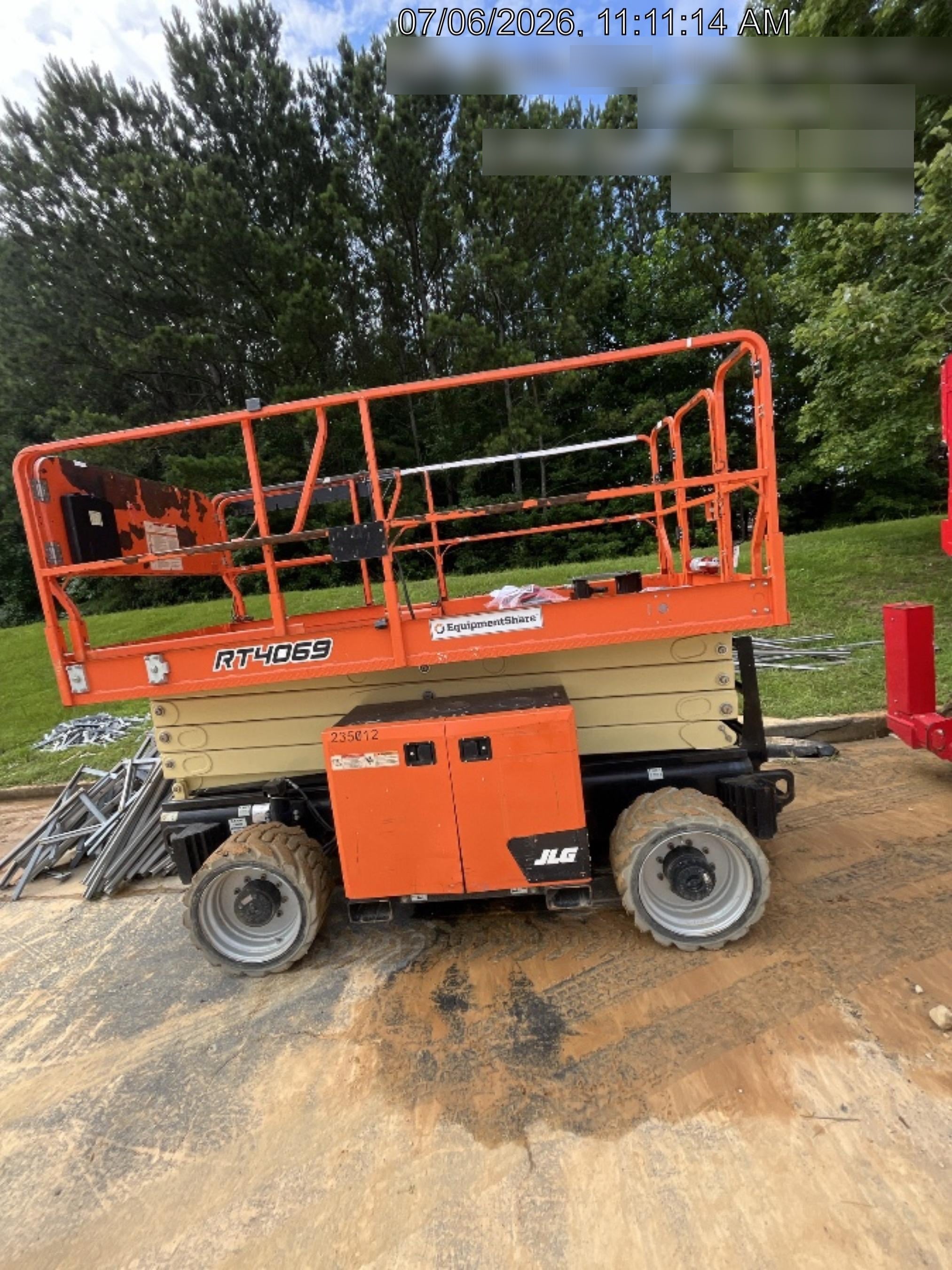 2022 JLG RT4069