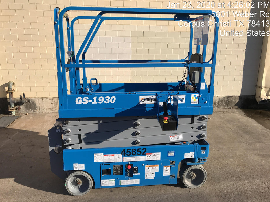 2019 Genie GS-1930 Fixed rails with chain Entry