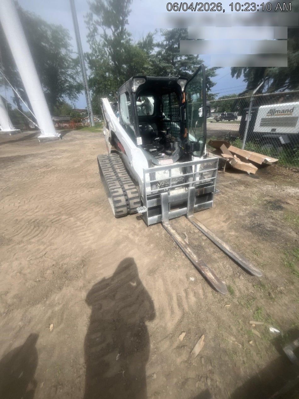 2025 ARROW MATERIAL HANDLING 24" Pallet Fork Frame