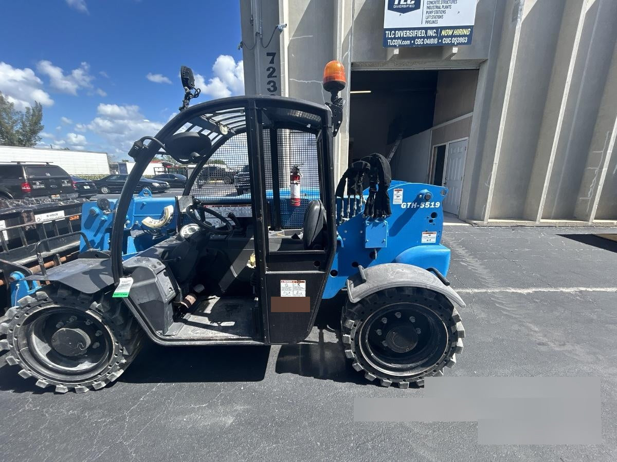 2021 GENIE GTH-5519