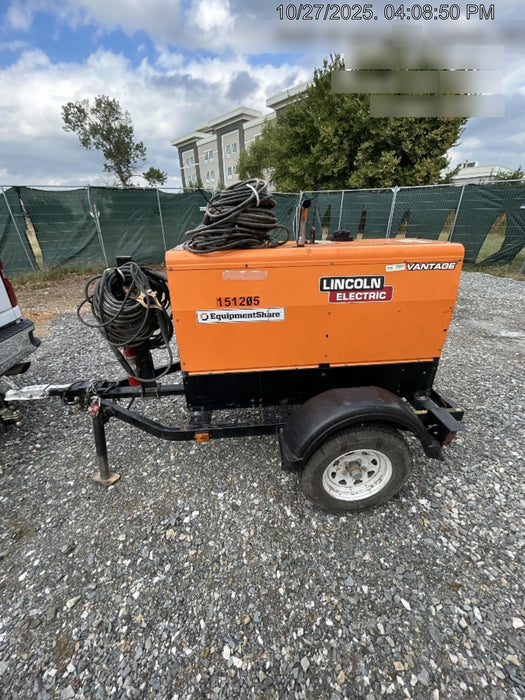2021 Lincoln Electric Vantage 322 Vantage 322 Ready Pak 3 w/ Telematics & Decals, ORANGE (includes trailer, cable rack, fender light kit)