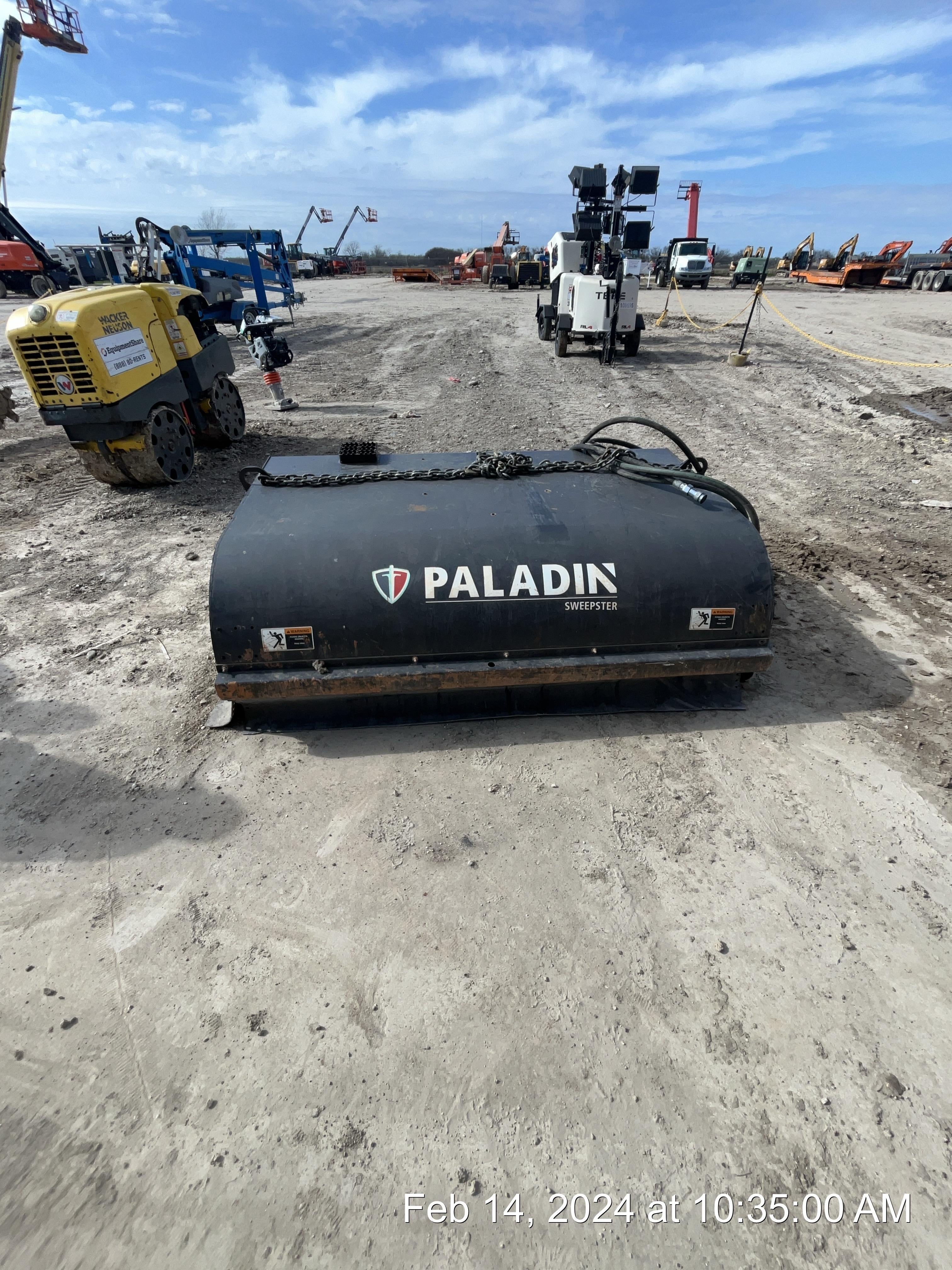 2021 PALADIN Sweepster SB72