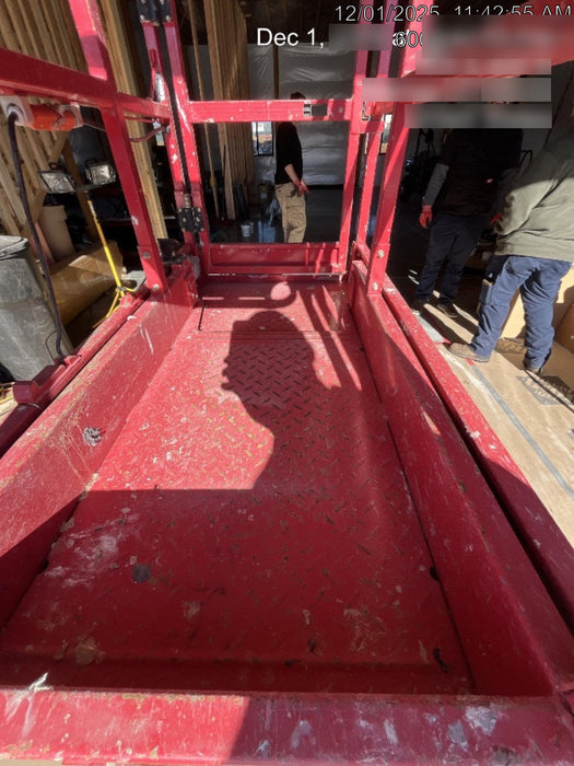 2020 MEC 1330SE Solid NM Tires, Steel Swing out Doors, LCS, Beacon, 900W Invertor