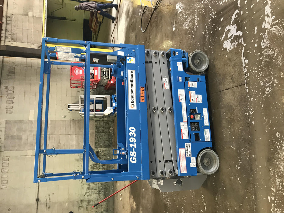 2020 Genie GS-1930 Solid Non Marking Tires, Beacon, Folding rails with half height swing gate, 800W Inverter