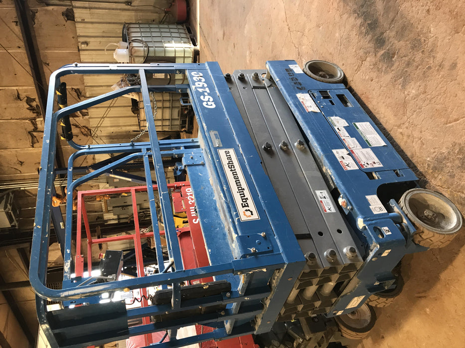 2019 Genie GS-1930 Genie GS-1930 w/Fixed Rail, Chain Entry