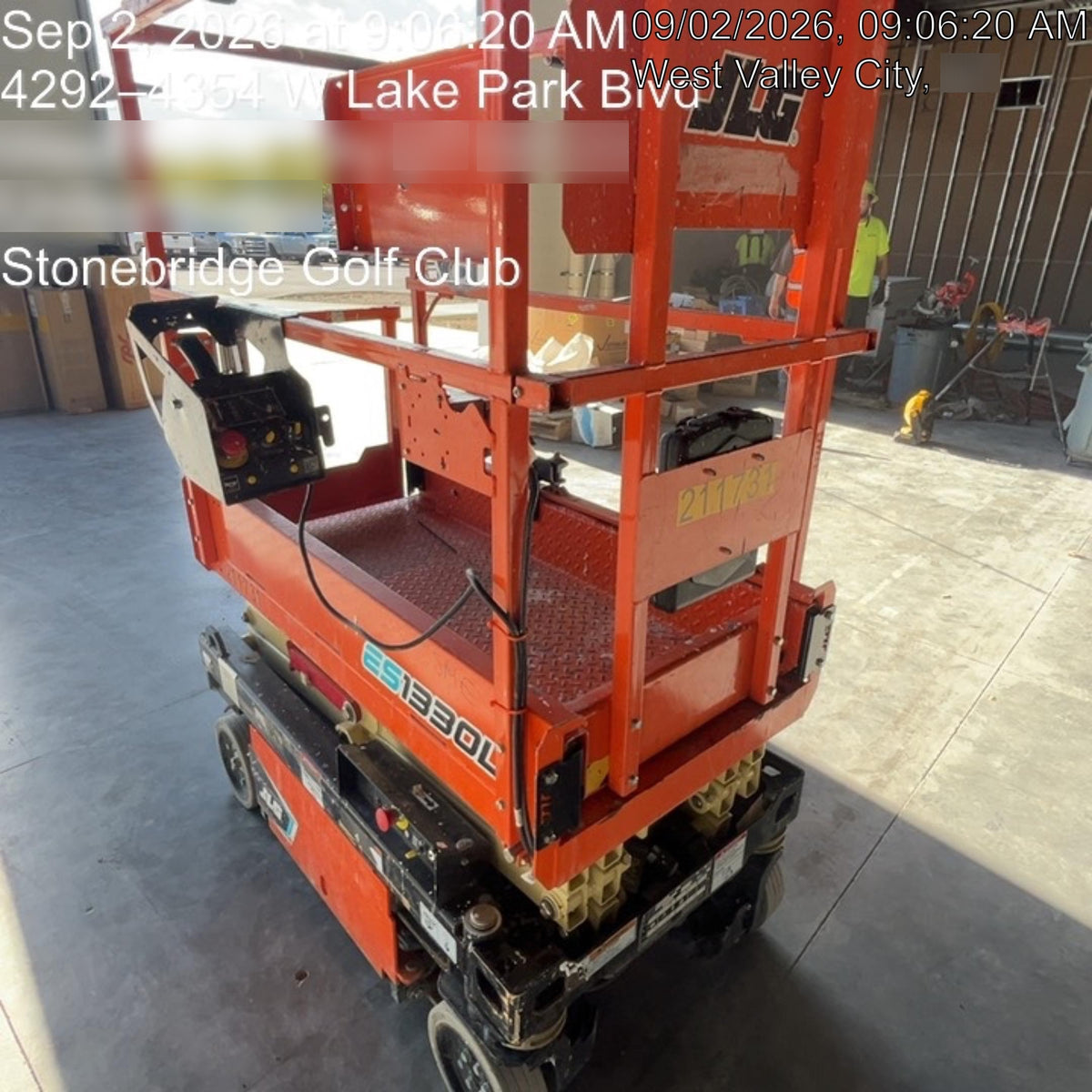 2022 JLG ES1330L
