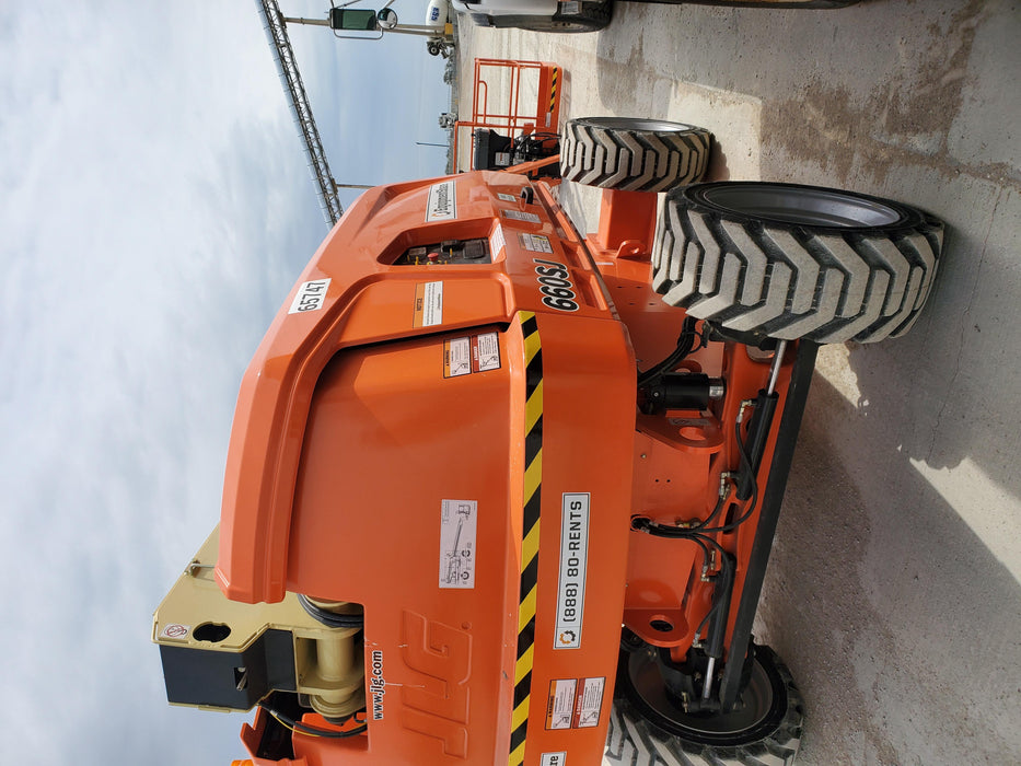 2020 JLG 660SJ