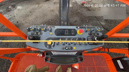 2023 JLG 660SJ