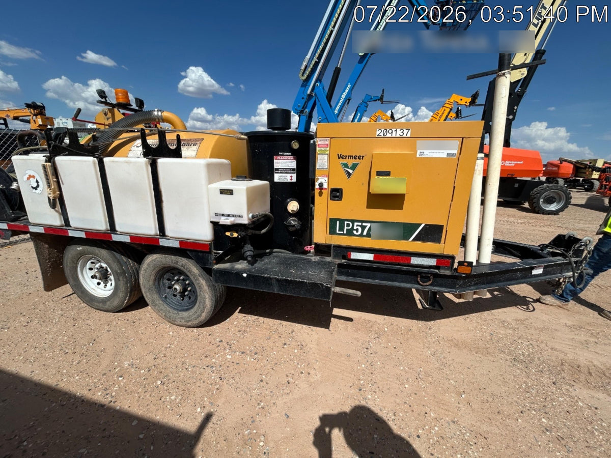 2022 VAC-TRON LP573XDT