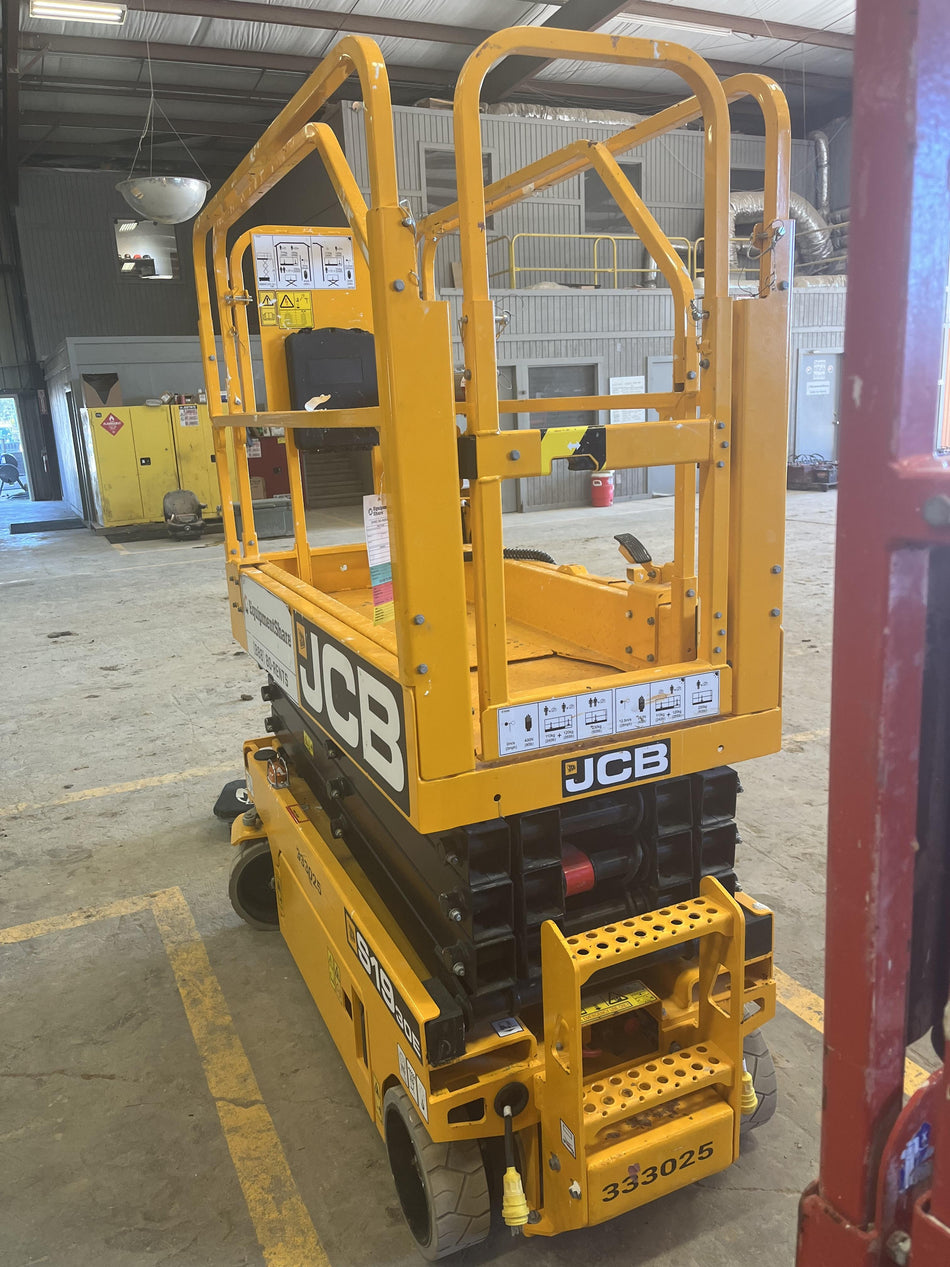2023 JCB S1930E