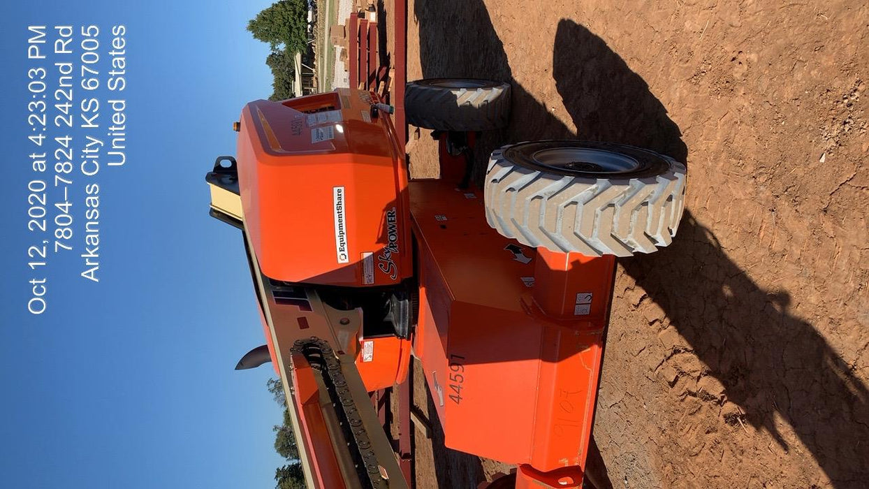 2019 JLG 460SJ