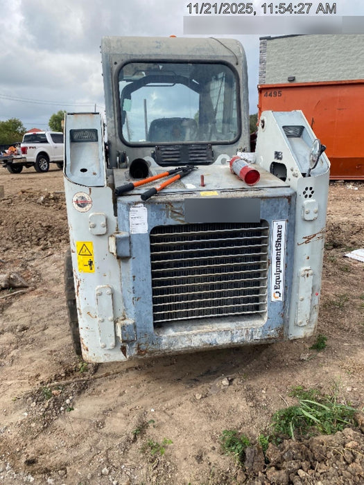 2019 Takeuchi TL8 Cab, Heat/AC, Defroster, 15" Wide Rubber Tracks, Back-up Alarm, Front & Rear Working Lights, Auxiliary Hydraulics, Two-Speed Travel, Electronic Monitoring System, Hydraulic Universal Quick Hitch 76" HD Dirt Bucket with 8 Teeth, 20.3 cubic feet Capacity