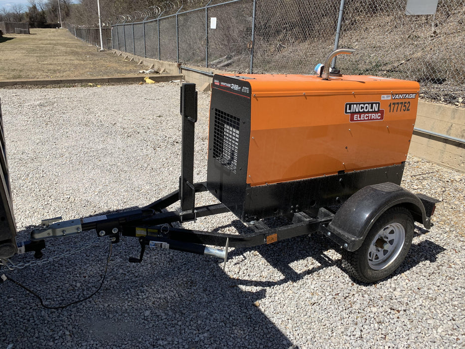 2021 Lincoln Electric Vantage 322 Vantage 322 Ready Pak 3 w/ Decals, ORANGE (includes trailer, cable rack, fender light kit) NO Telematics