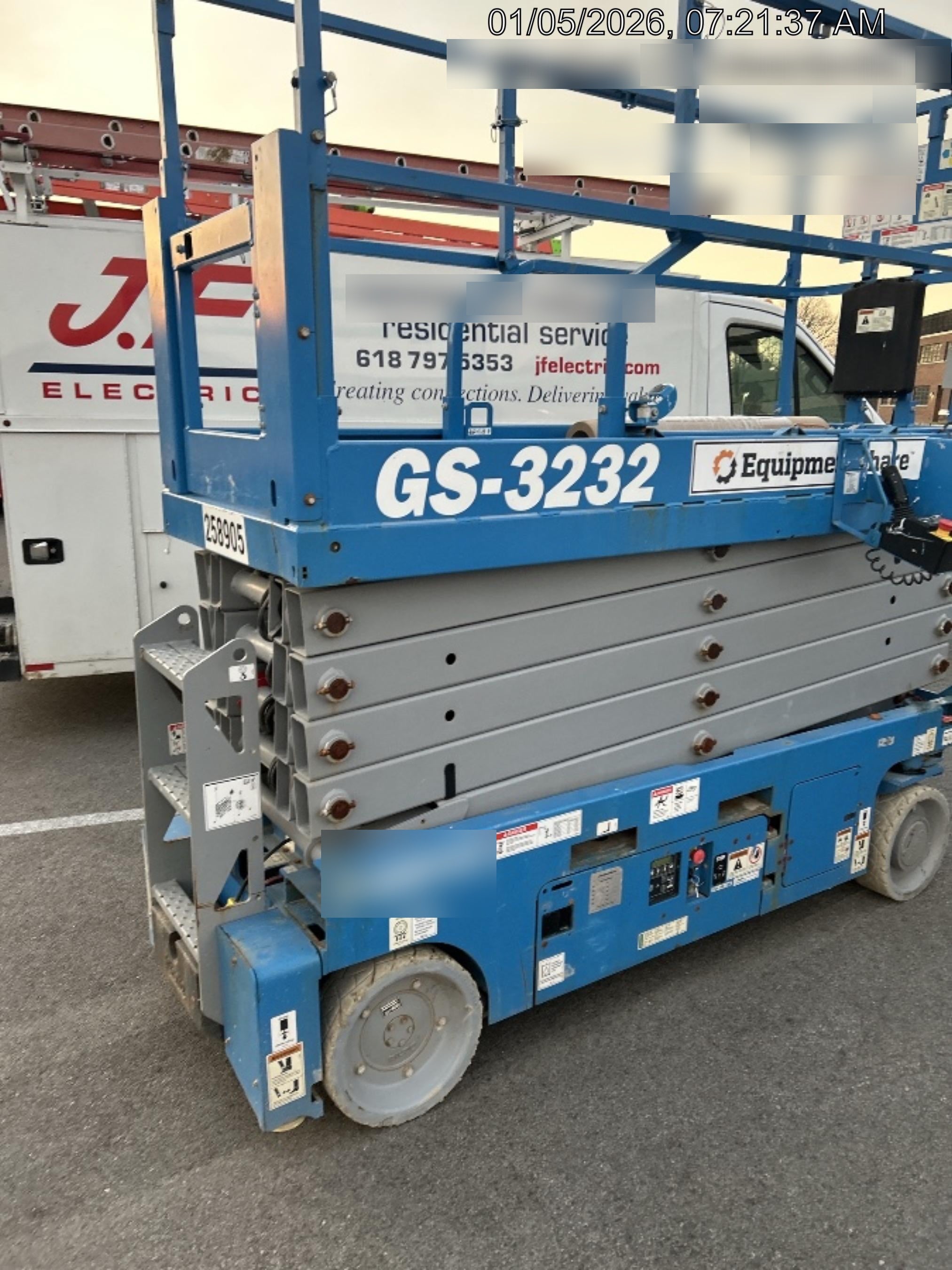 2022 GENIE GS-3232
