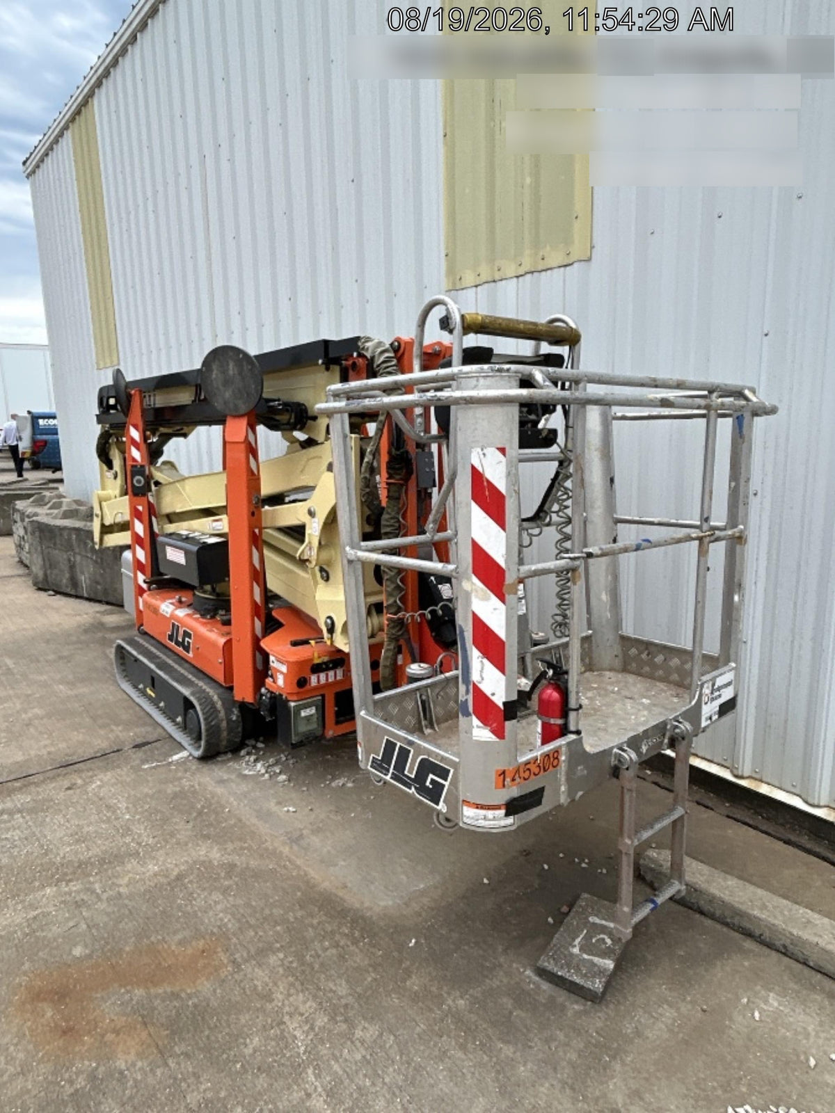 2021 JLG X600AJ