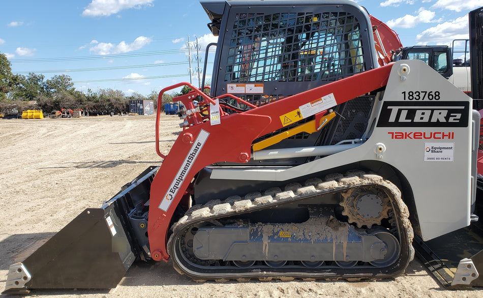 2021 TAKEUCHI TL8R2-CR