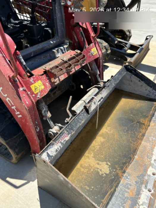 2020 Takeuchi TL8R2-R Canopy, Manual QC