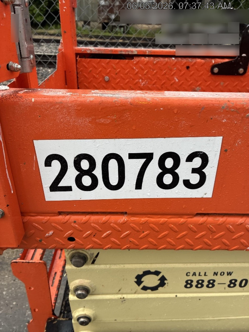 2022 JLG ES1932