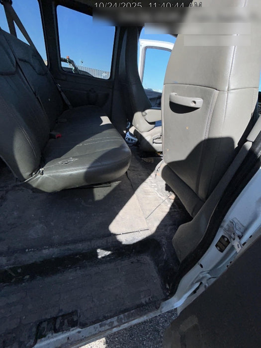 2023 CHEVROLET Express Van - Rental