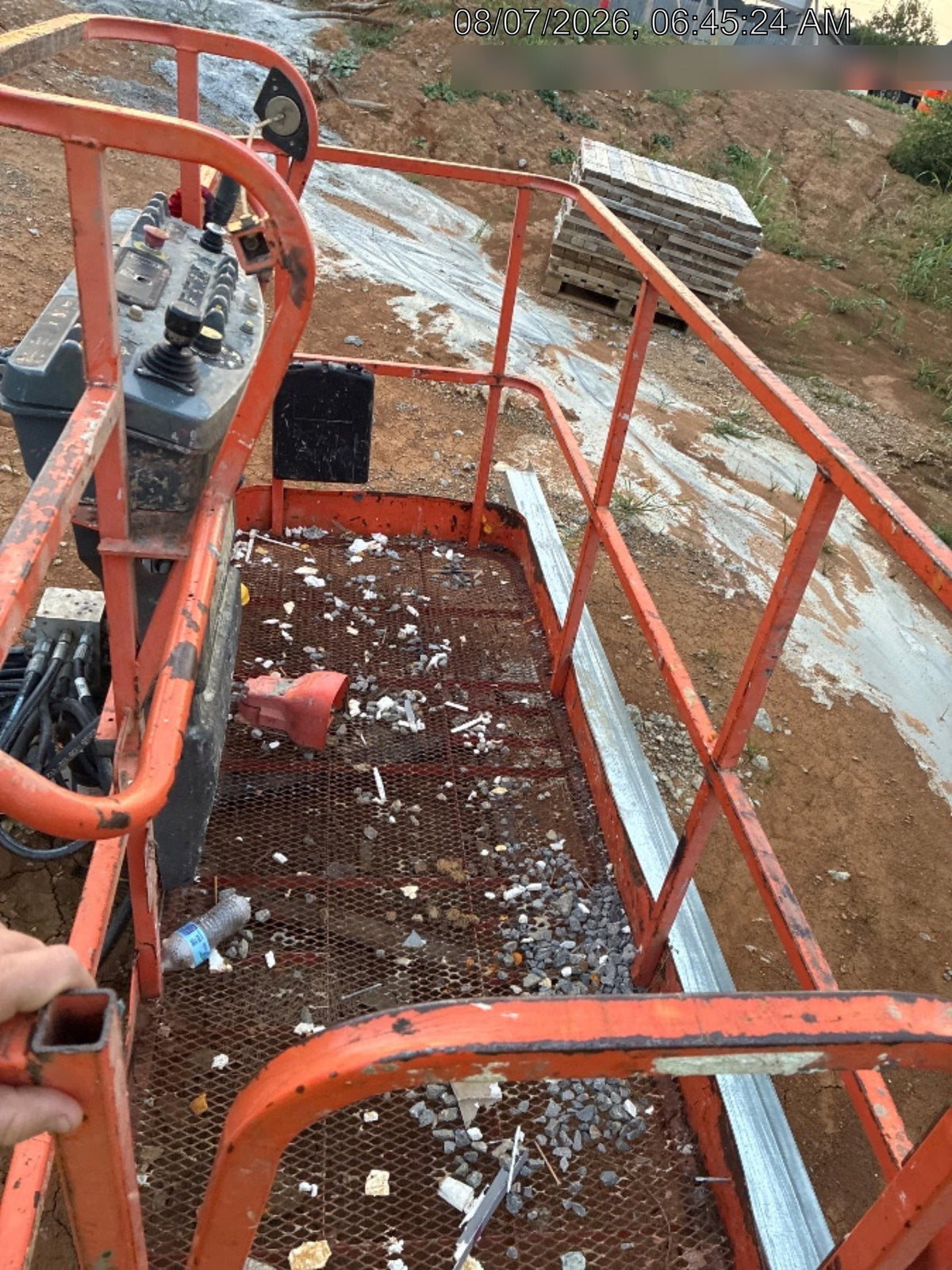 2019 JLG 660SJ