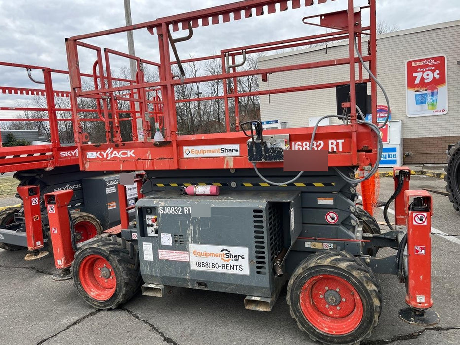 2018 SKYJACK SJ6832 RT