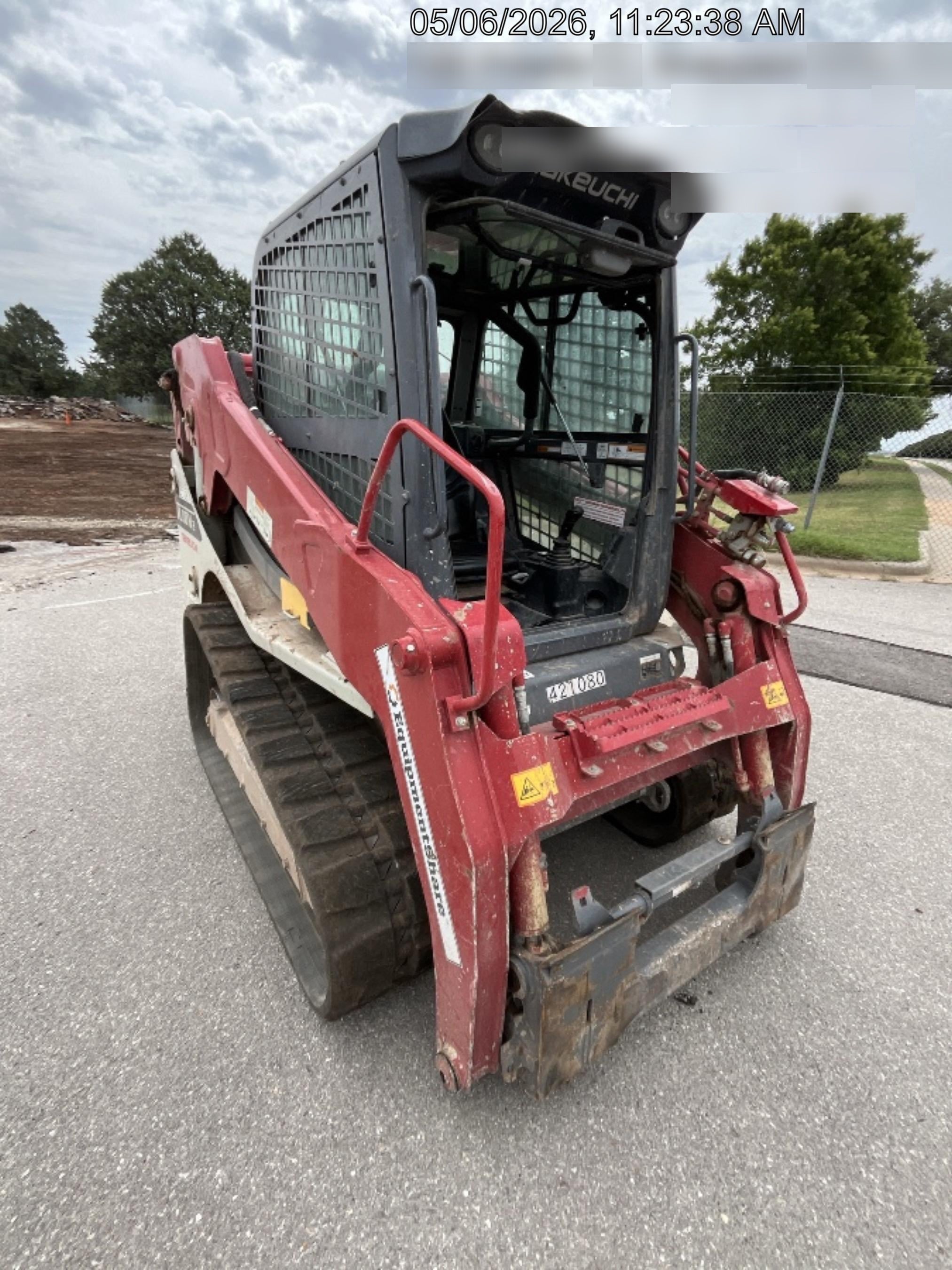 2024 TAKEUCHI TL10V2-CR