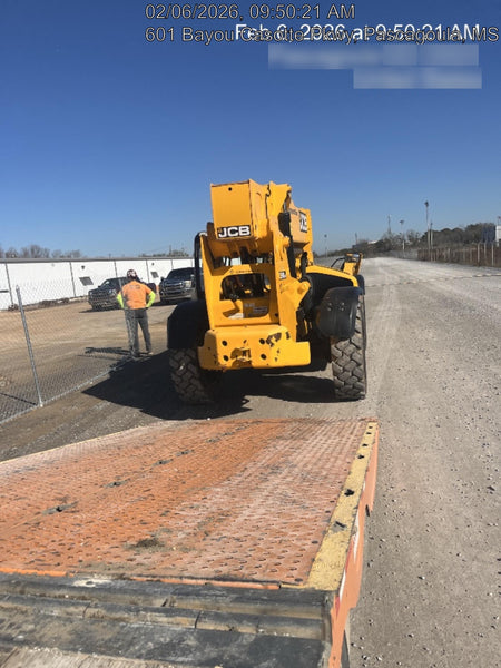 2023 JCB 510-56