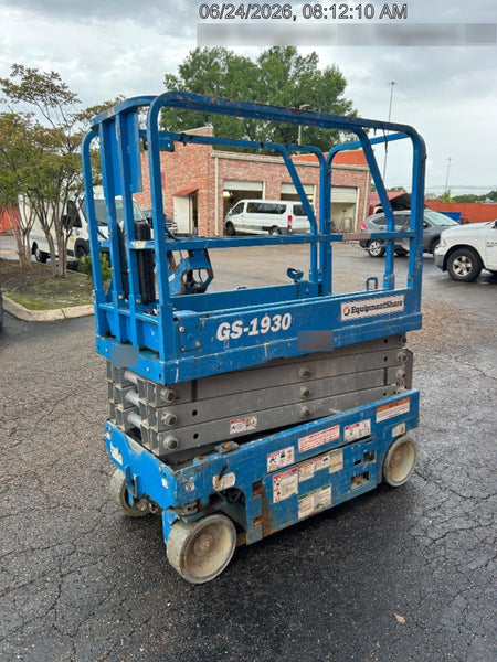 2019 Genie GS-1930 Fixed Rails with Chain Entry