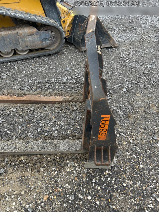 2021 PALADIN 48" Pallet Forks - Paladin