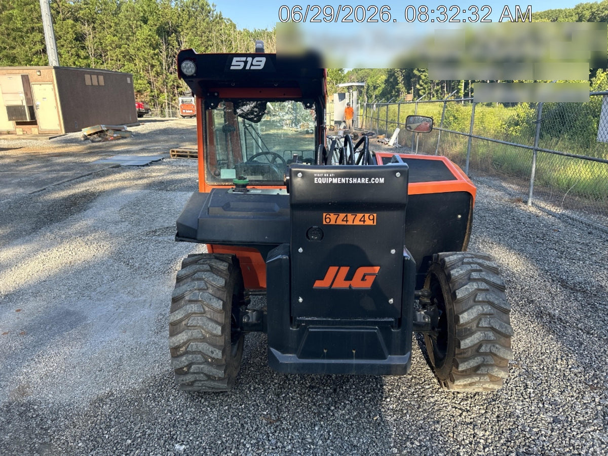 2026 JLG 519