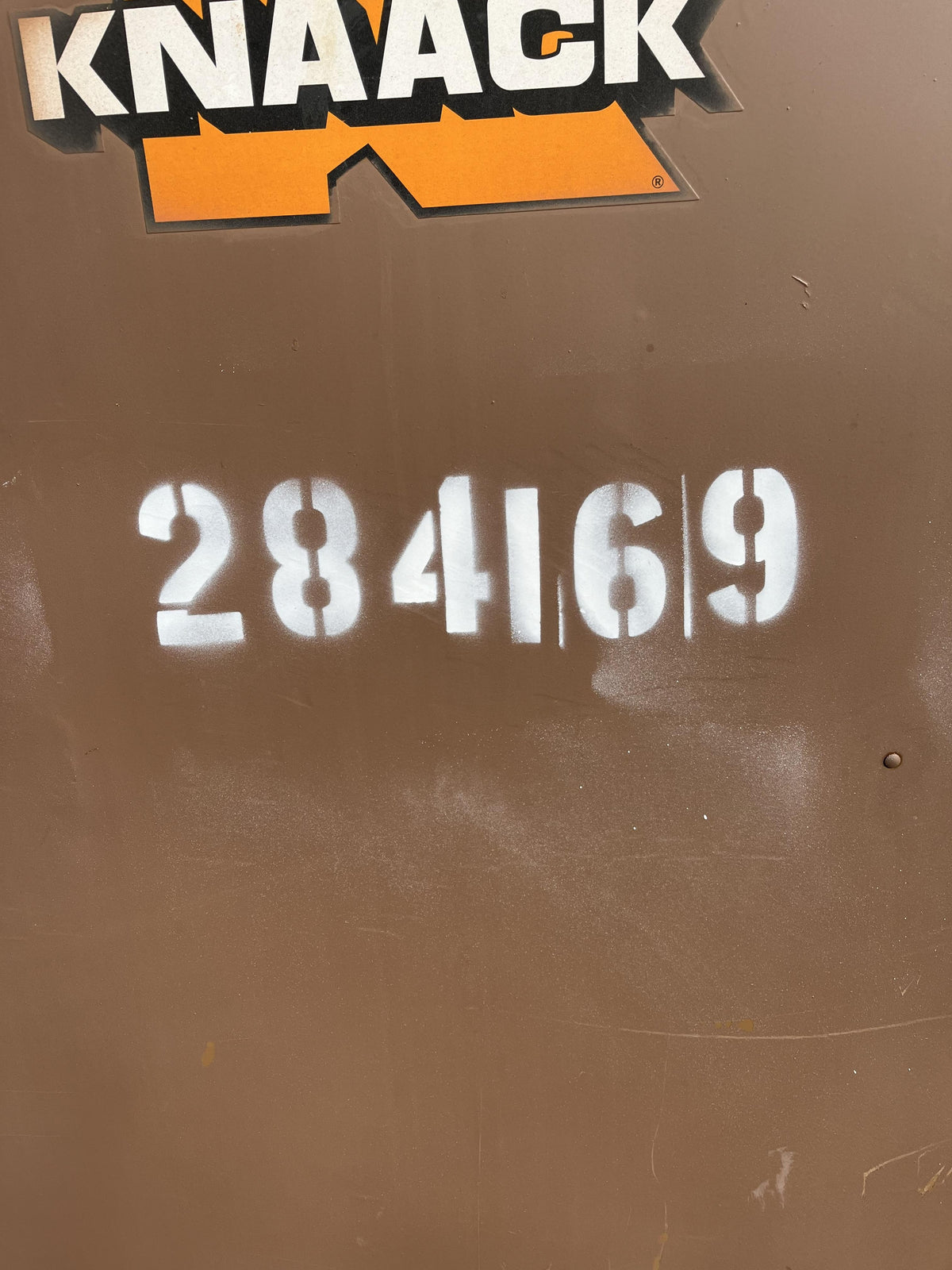 2021 KNAACK 119-01
