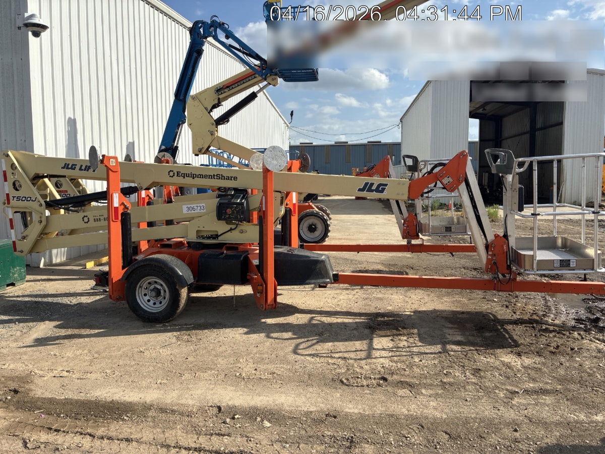 2023 JLG T500J