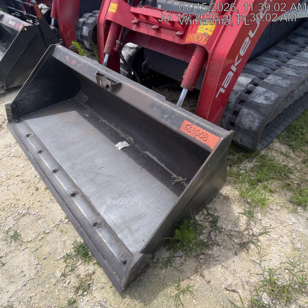 2025 TAKEUCHI 80" Smooth Bucket - Takeuchi