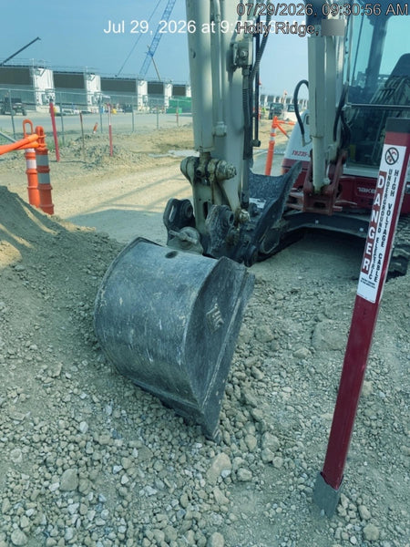 2025 TAKEUCHI TB235-2CR