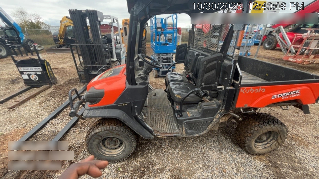 2020 Kubota RTV-XG850WL-H 4wd Utility Cart, 4 Seat,Gas, LED Strobe, Windshield Tempered Glass, Plastic Canopy, Wire Harness Kit, Backup Alarm