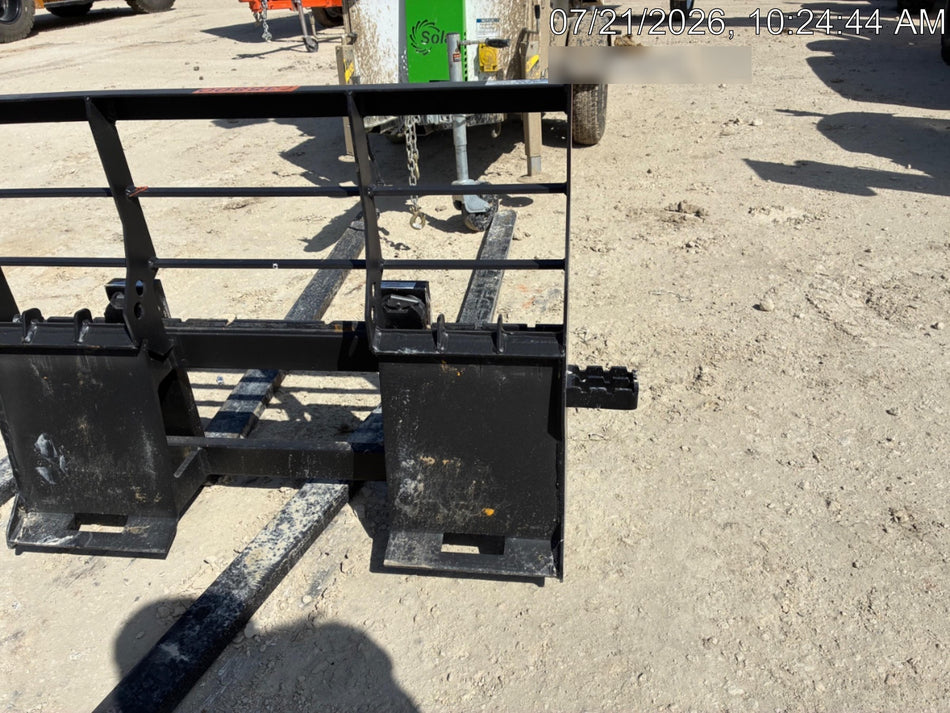 2026 ARROW MATERIAL HANDLING 72" Pallet Forks - Arrow
