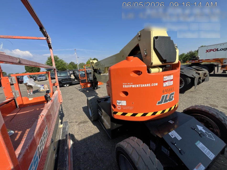 2026 JLG E450AJ