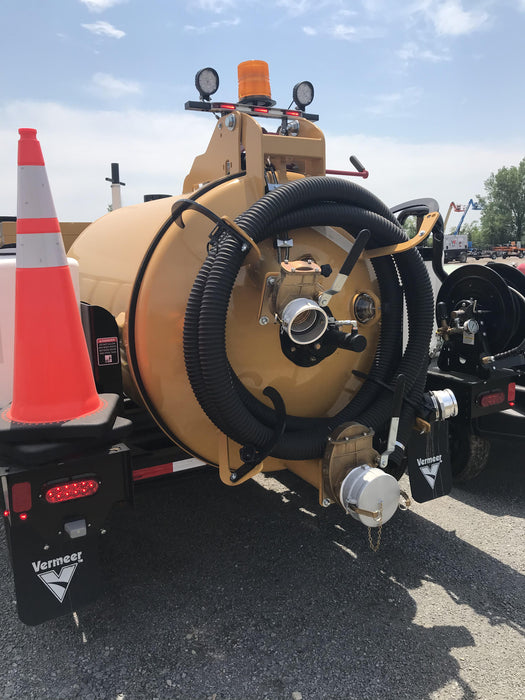 2022 VAC-TRON LP573XDT