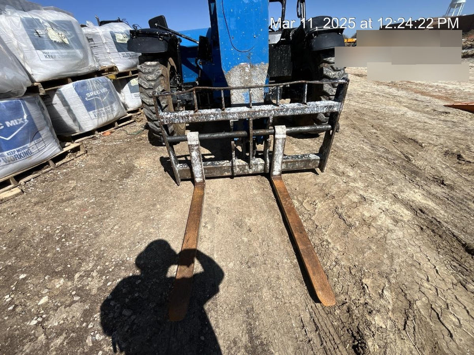 2017 Genie GTH-844 Genie GTH 844, Solid Tires, 60" carriage, Open ROPS - GTH08E-10905