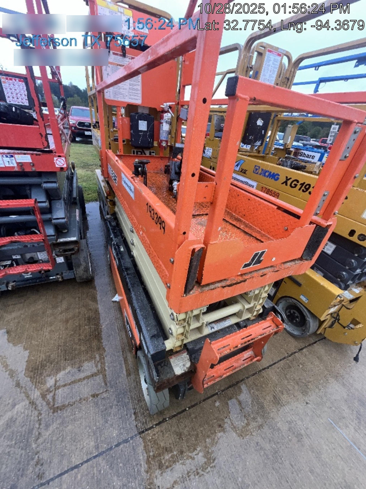 2021 JLG ES1932