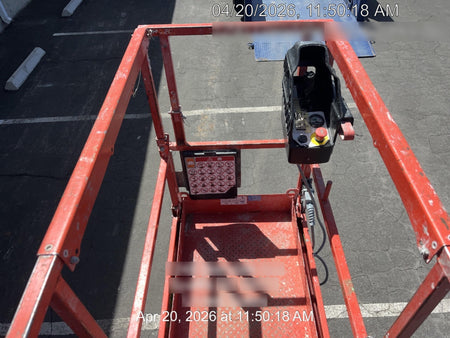 2020 Skyjack SJIII-3219 Solid NM Tires, Half height spring hinged entry gate, Dual Beacons, 800W Inverter