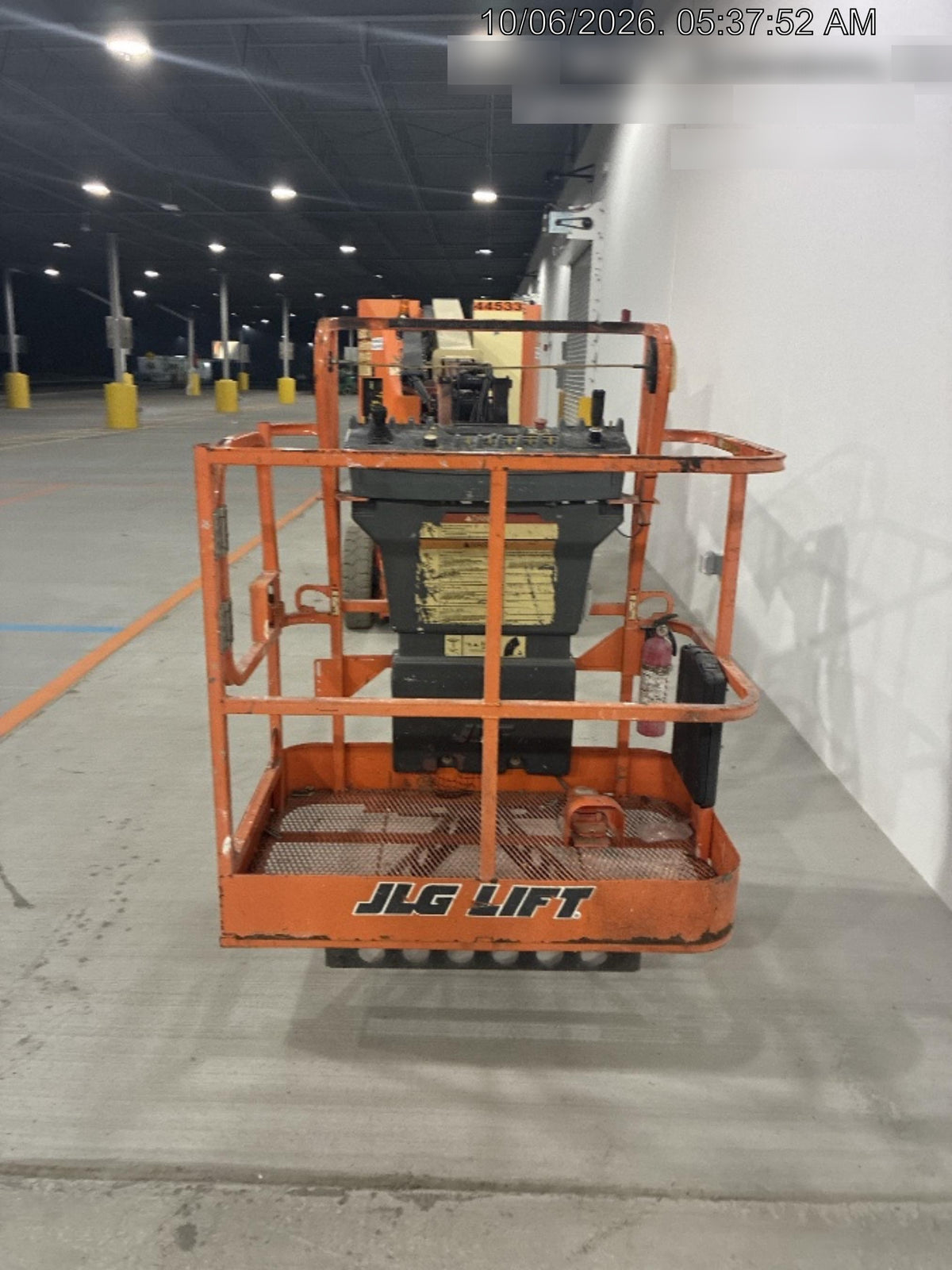 2019 JLG E300AJP