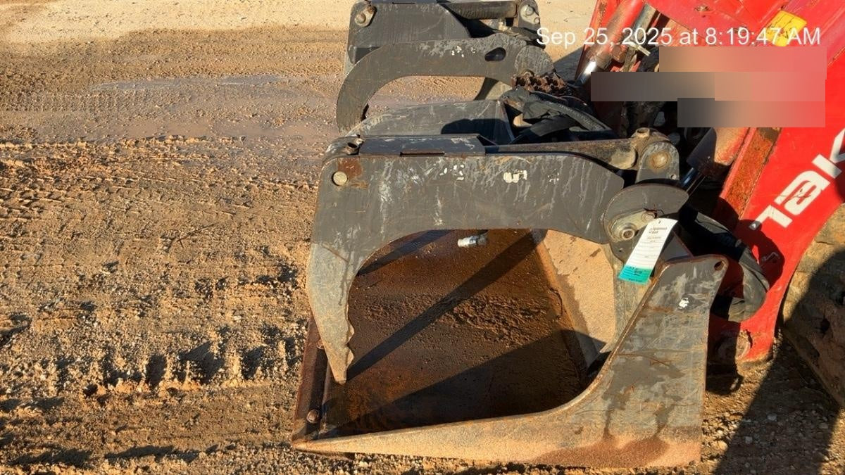 2020 PALADIN 76" Scrap Grapple Bucket - Paladin