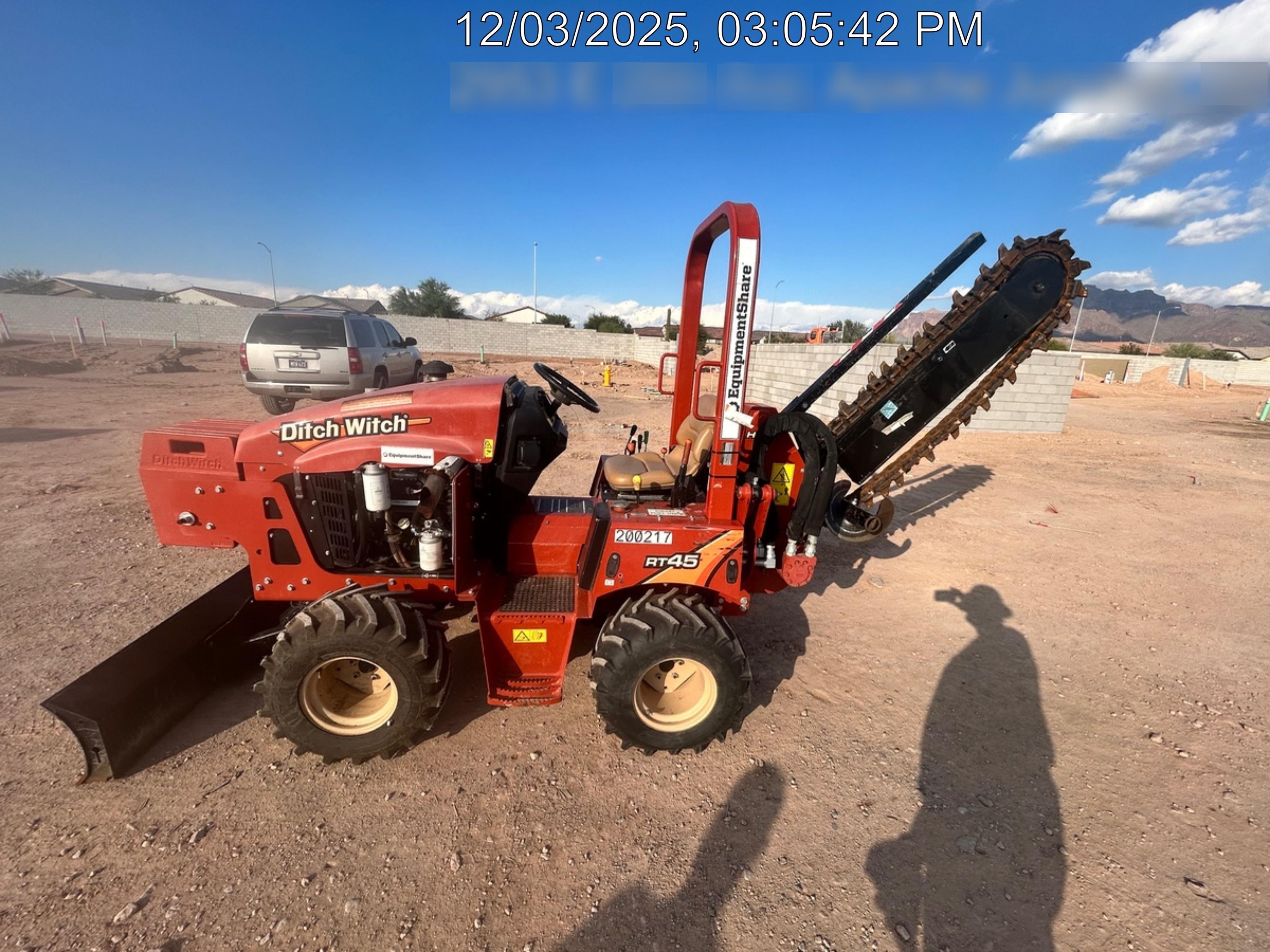 2022 DITCH WITCH RT45A