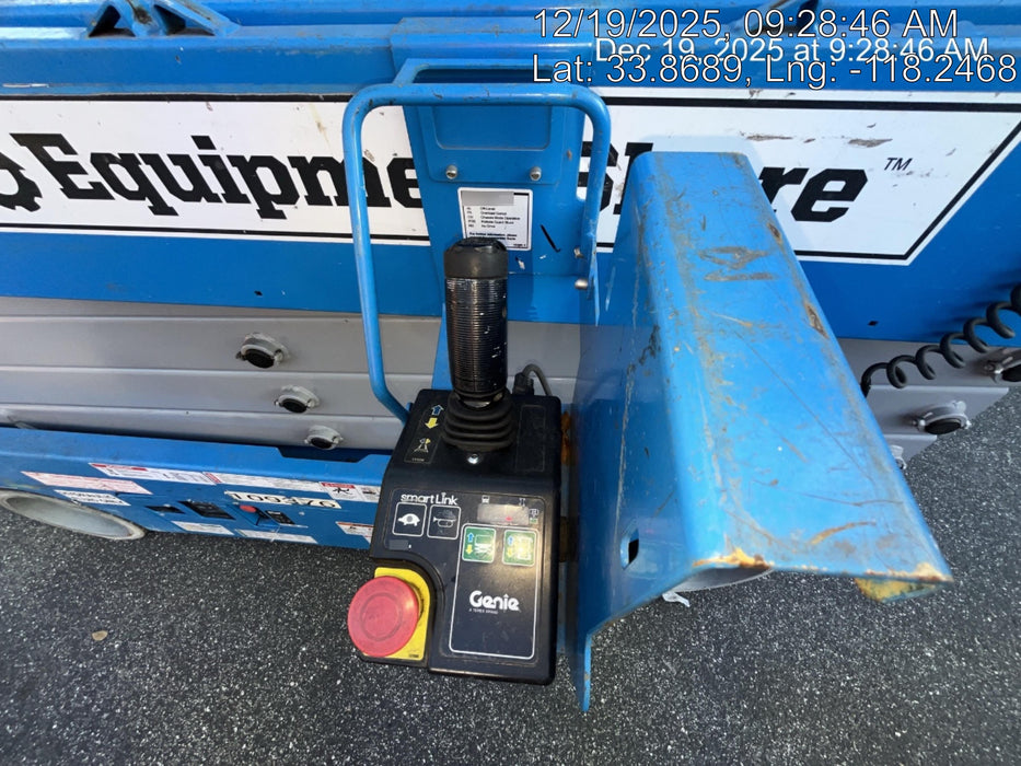 2020 Genie GS-2632 Solid NM Tires, Folding Rails with Half-Height Swing Gate, Beacon, 800W Invertor