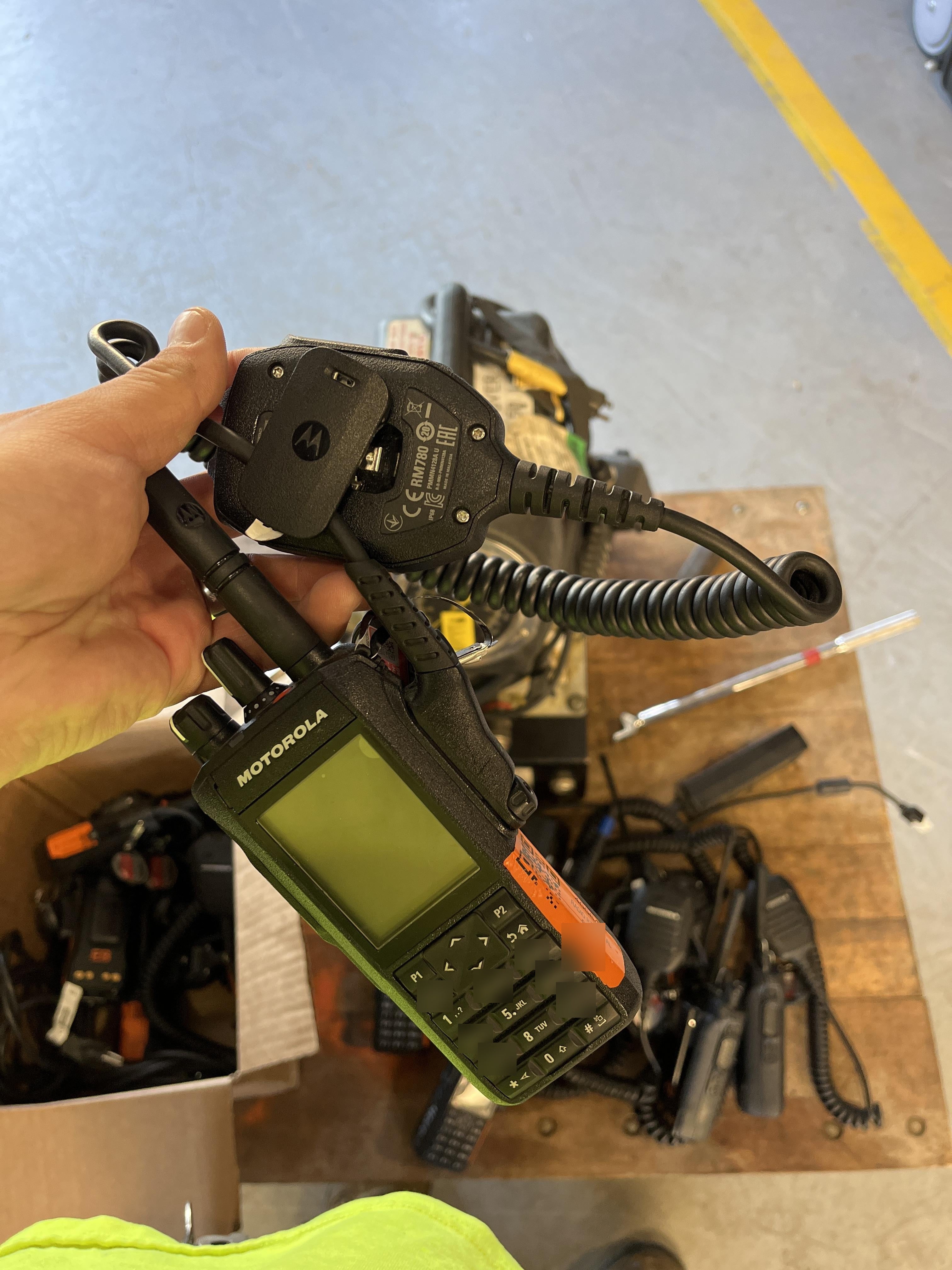 2024 MOTOROLA R7 DISPLAY