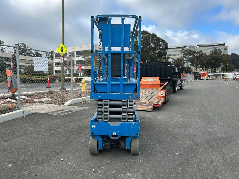 2020 Genie GS-1930 Solid Non Marking Tires, Beacon, Folding rails with half height swing gate, 800W Inverter